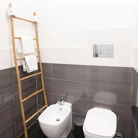 Hall In Chiostro 3* Неаполь