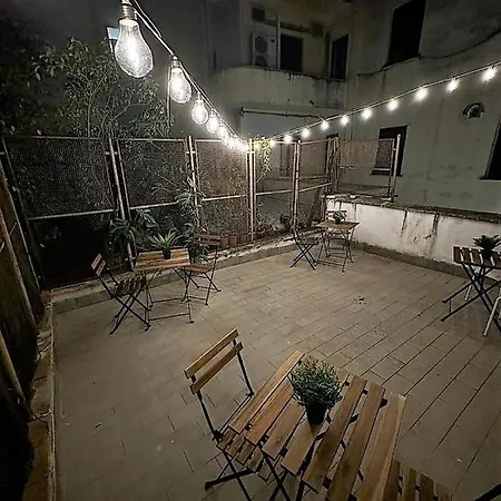 Hall In Chiostro 3*